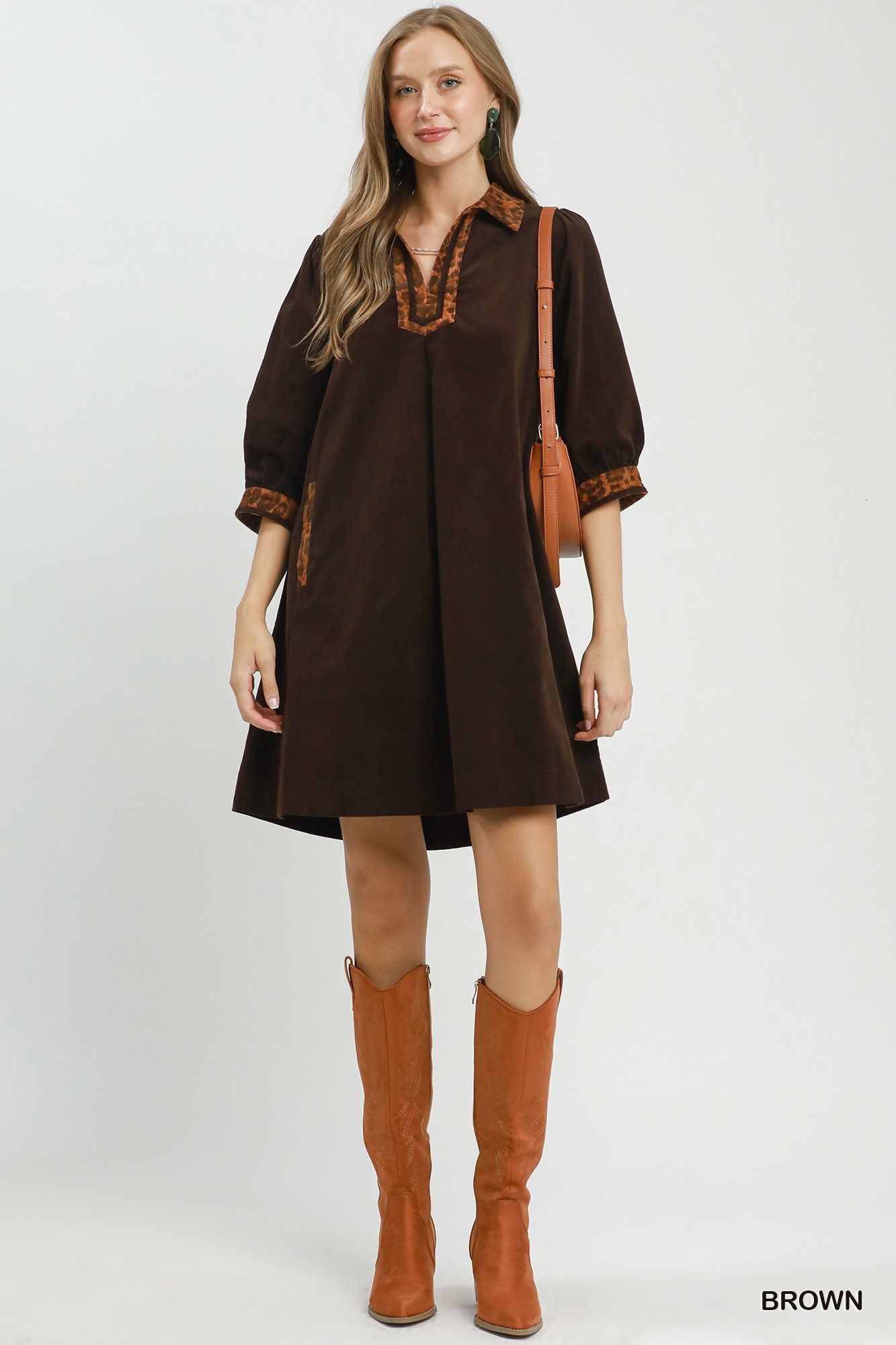V-Neck Shift Dress with Contrast Trim, image 4