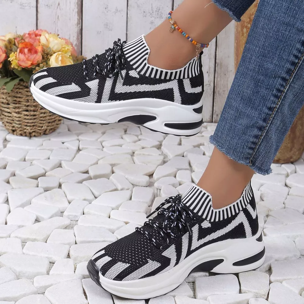 Round Toe Platform Sneakers, image 3