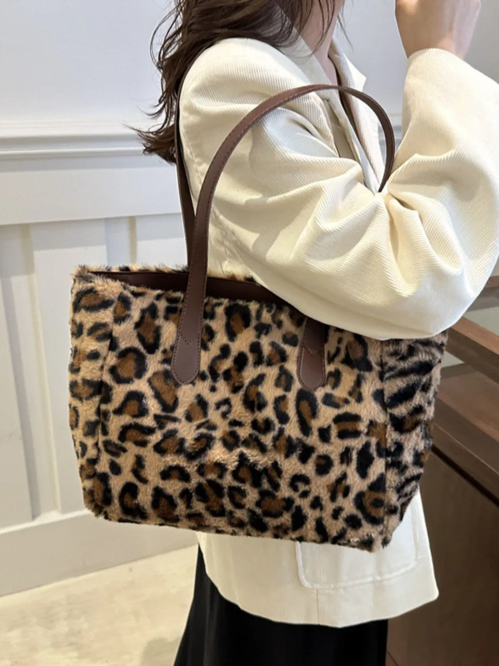 Leopard Fluff Tote Bag, image 2