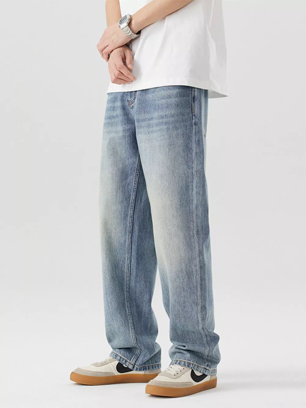 Men's Vintage Wash Loose Fit Jeans, image 2
