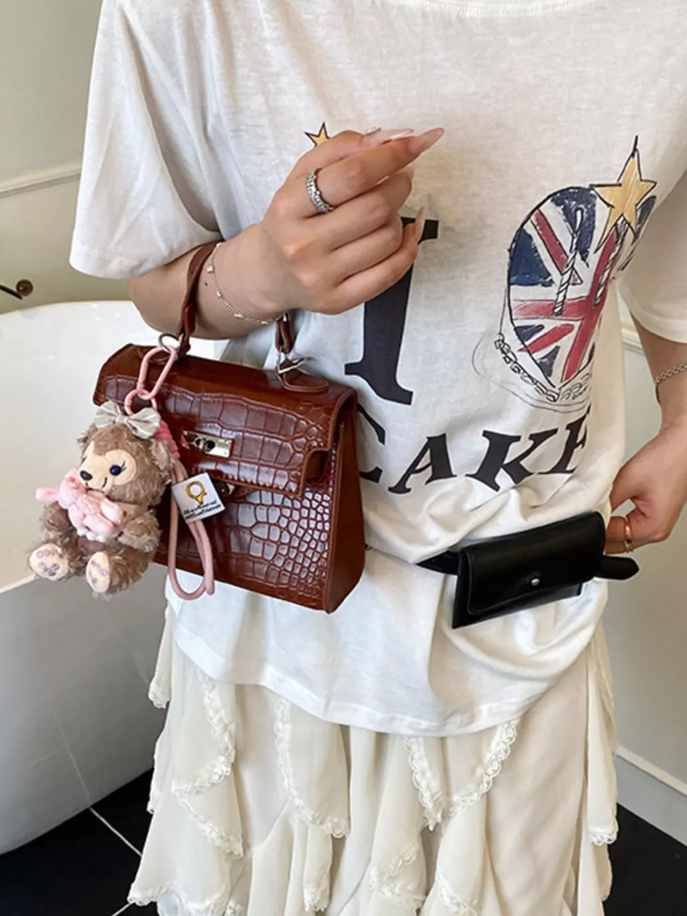 Crocodile-Embossed Handbag, image 4