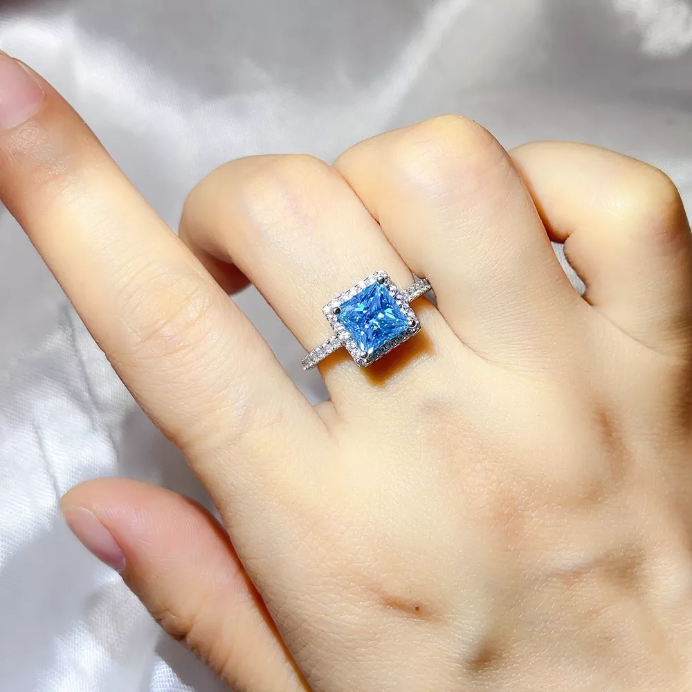 2 Carat 925 Sterling Silver Moissanite Ring, image 2