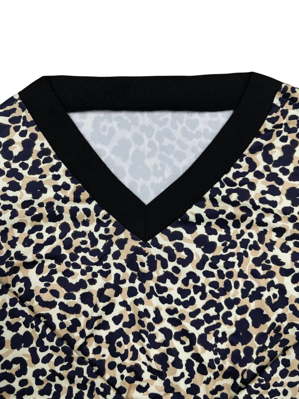 Leopard Print Sweatshirt and Jogger Set, image 4