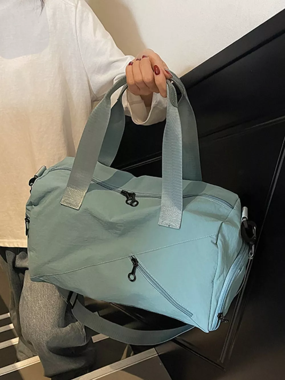 Lightweight Travel Duffel Bag, image 3