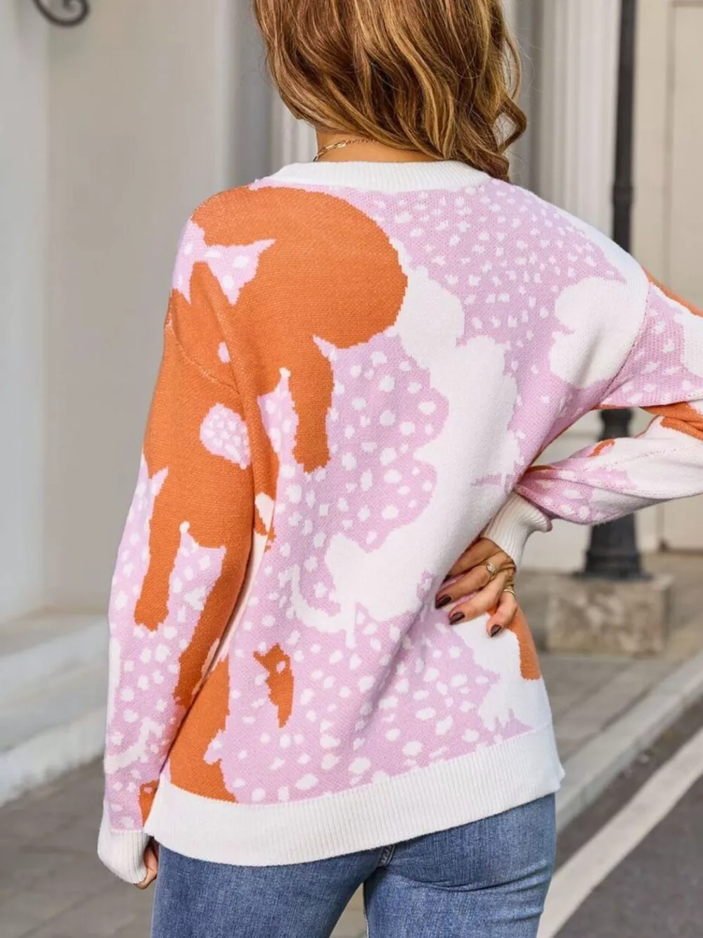 Abstract Pattern Round Neck Sweater, image 5