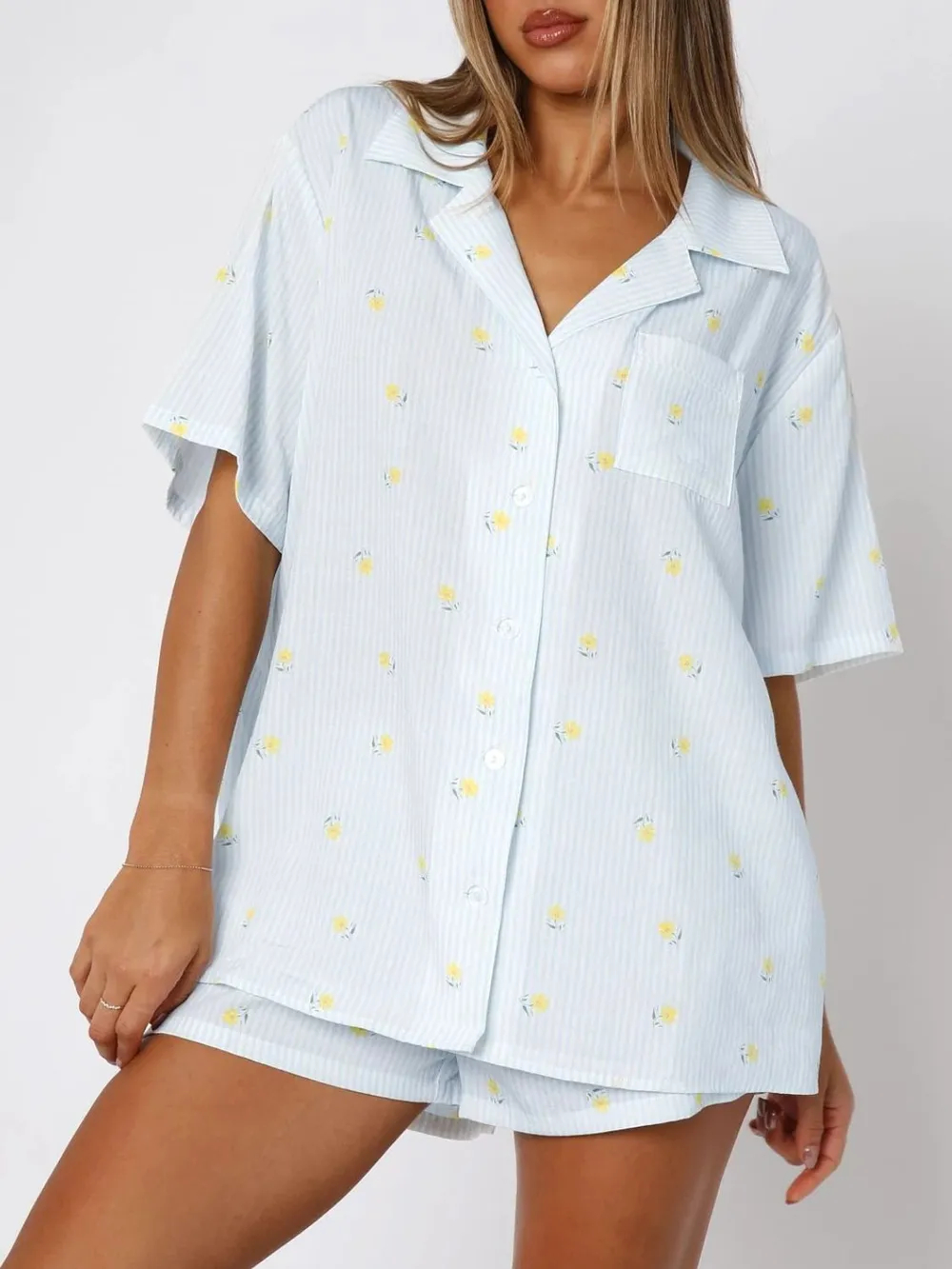 Valentine's Day Printed Collared Neck Short Sleeve Top and Shorts Set, image 2