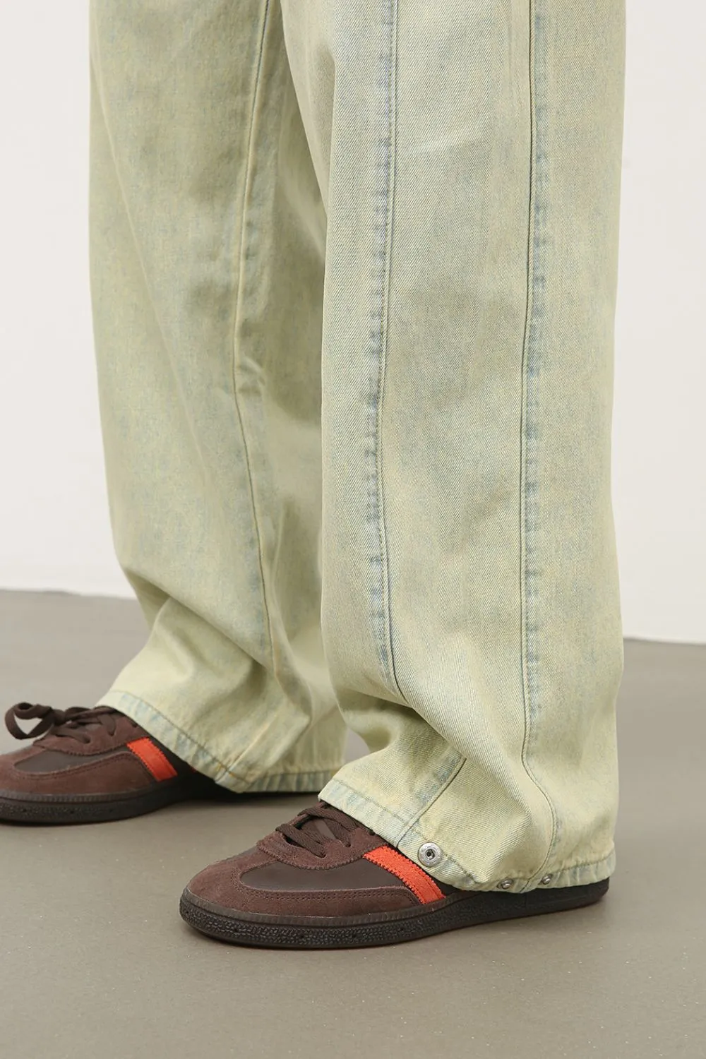 Men's Mid Rise Jeans with Pockets, image 2