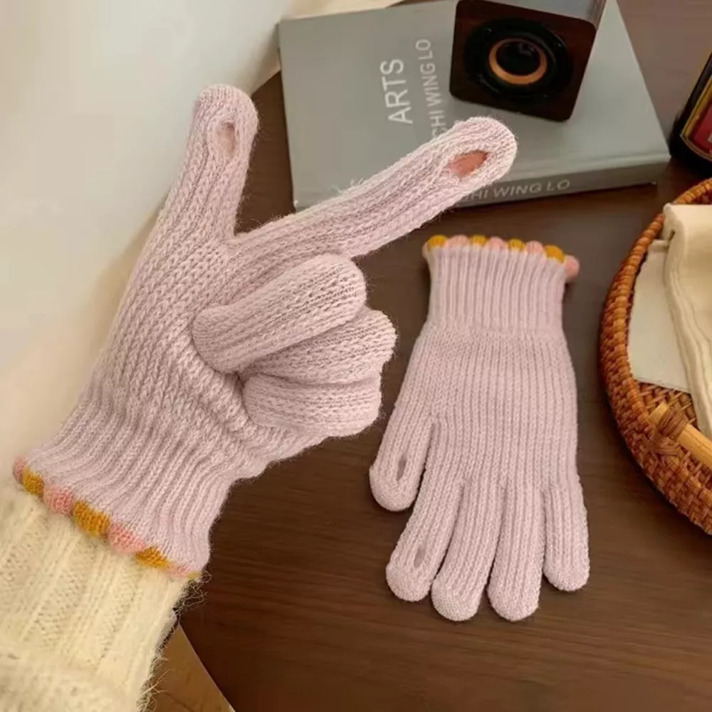Lightweight Knitted Gloves, image 8