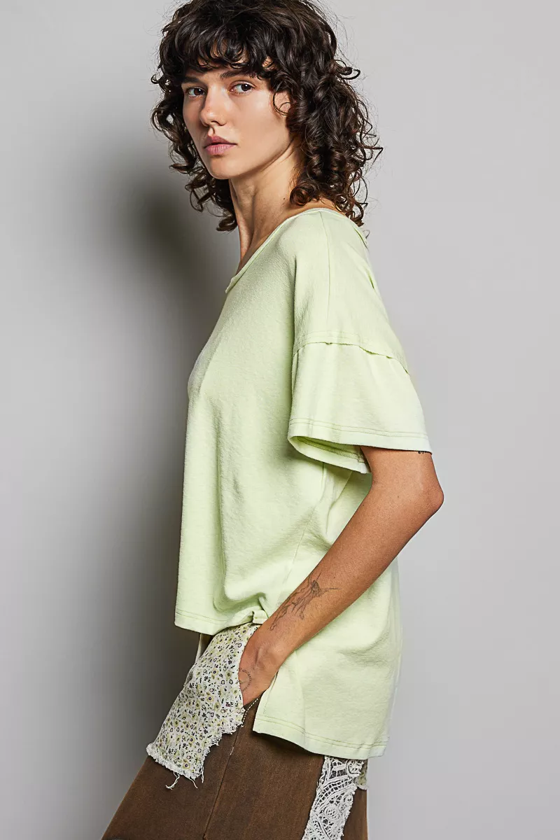 Round Neck Short Sleeve T-Shirt with High Low Hem, image 3