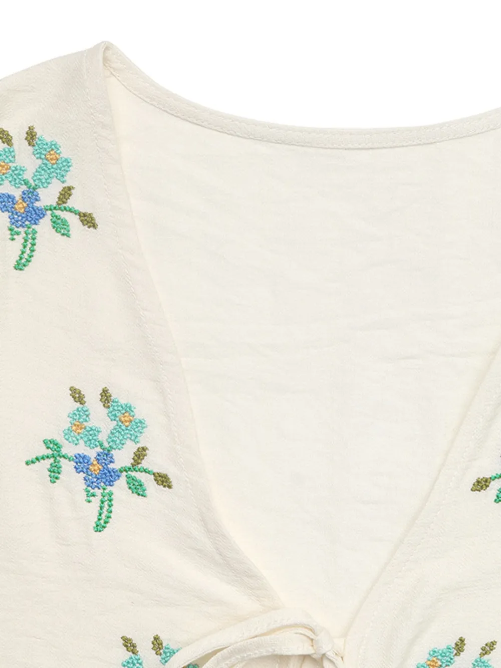 Embroidered V-Neck Short Sleeve Shirt, image 3