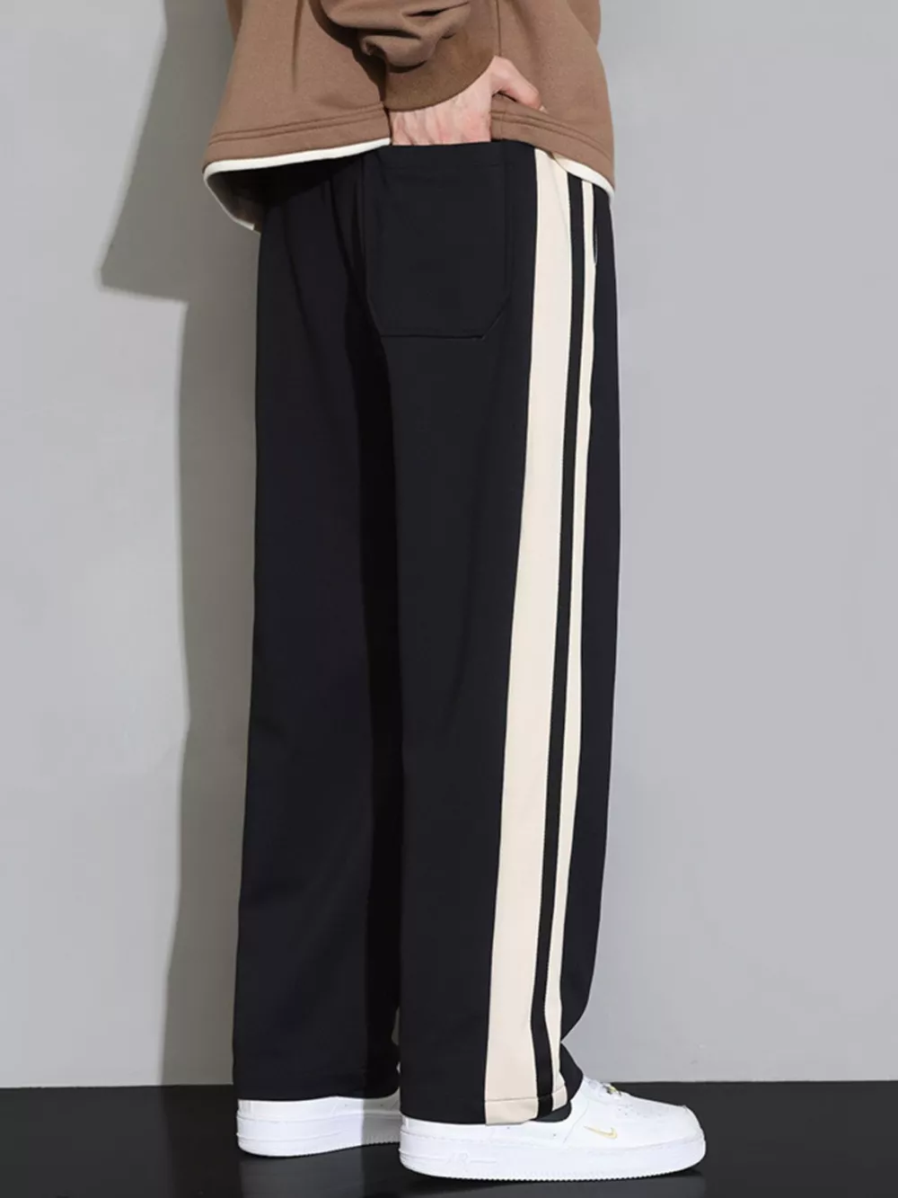 Men's Plus Size Side Striped Casual Loose Pants, image 3