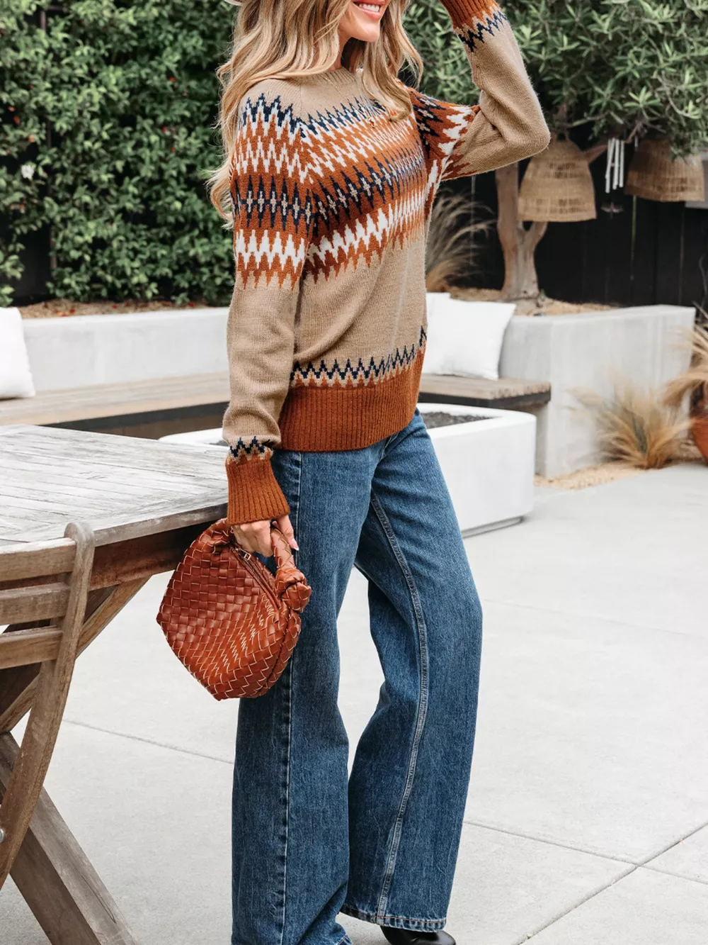 Color Block Crew Neck Sweater, image 2