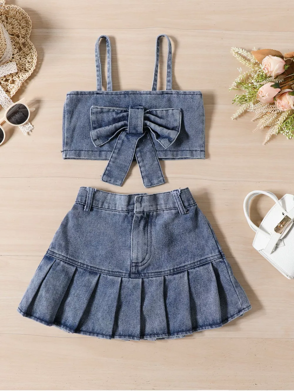 Children's Denim Bowknot Crop Top and Pleated Skirt Set, image 3