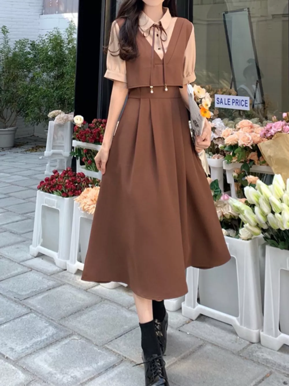 Contrast Short Sleeve Pleated Midi Dress, image 10