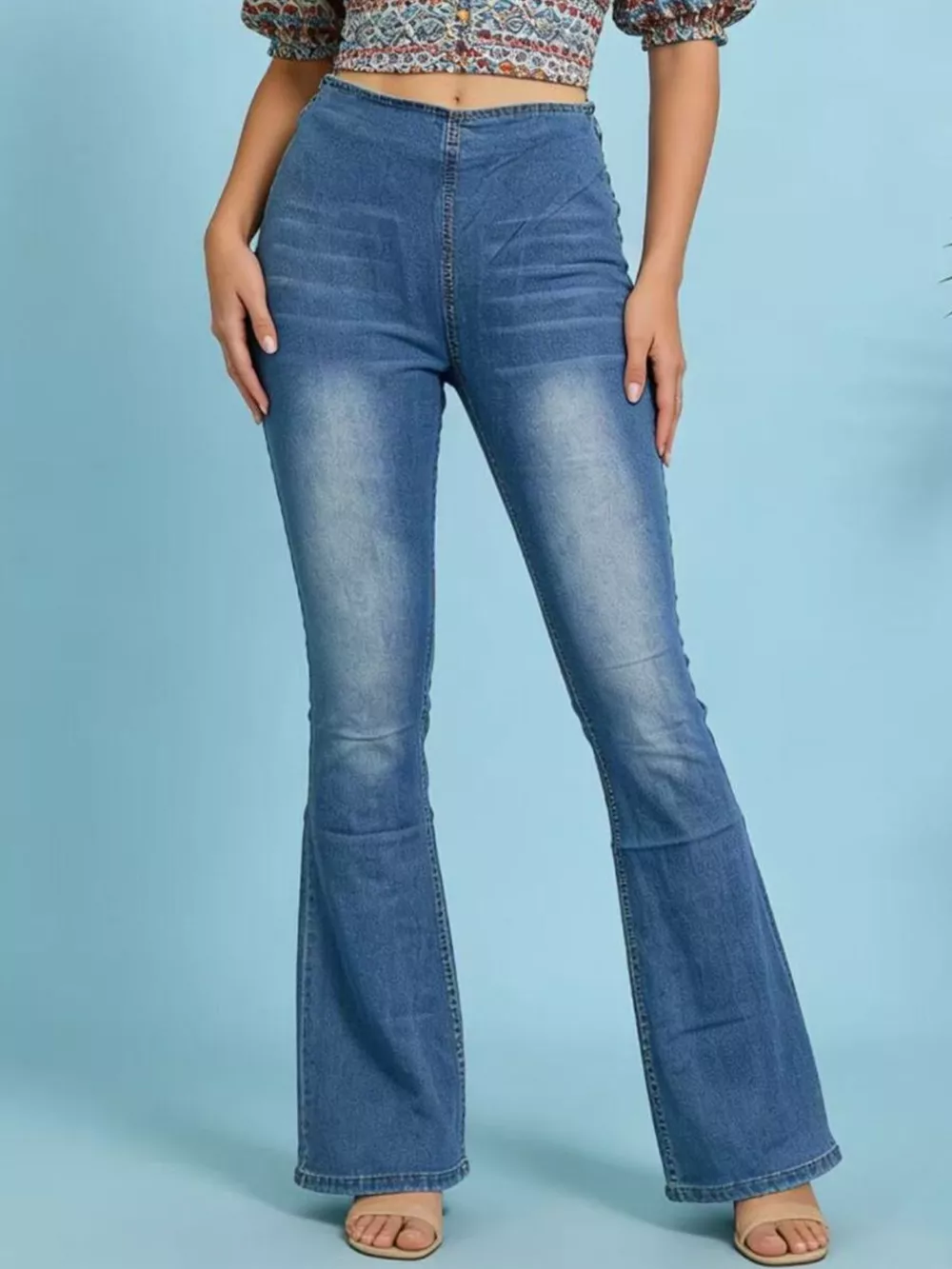 High-Waisted Flare Jeans, image 4