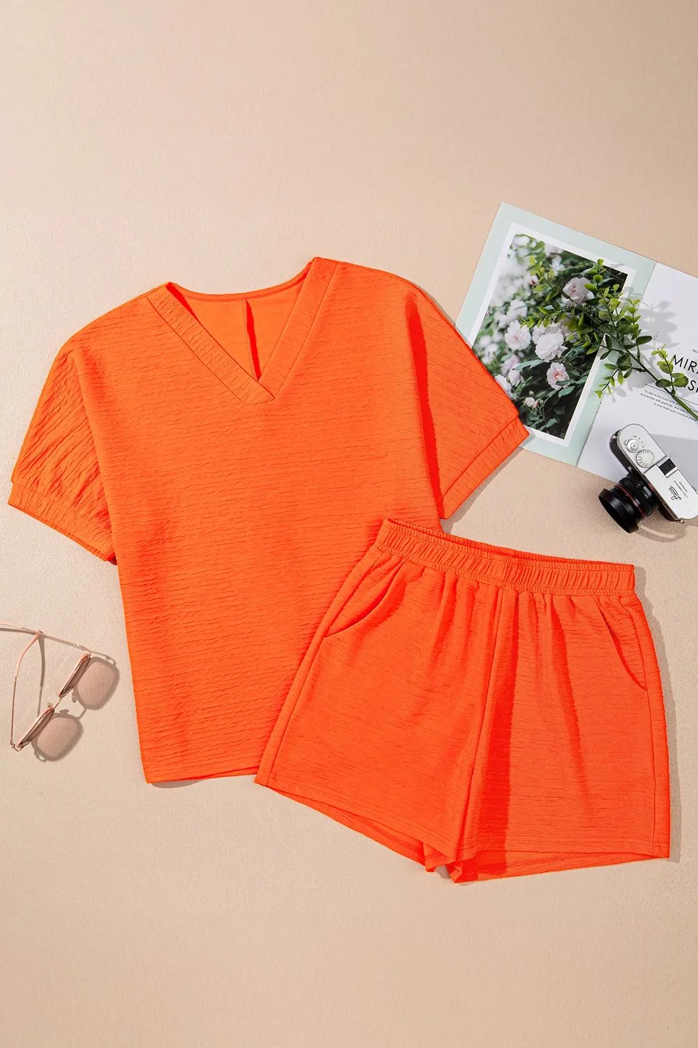 Textured V Neck T Shirt and Shorts Set, image 3