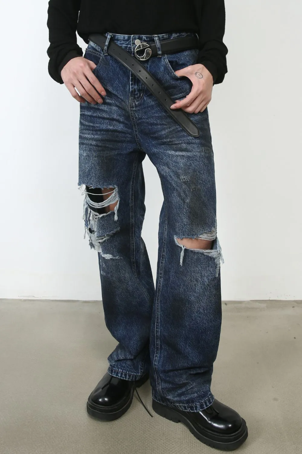 Men's Distressed Jeans with Pockets