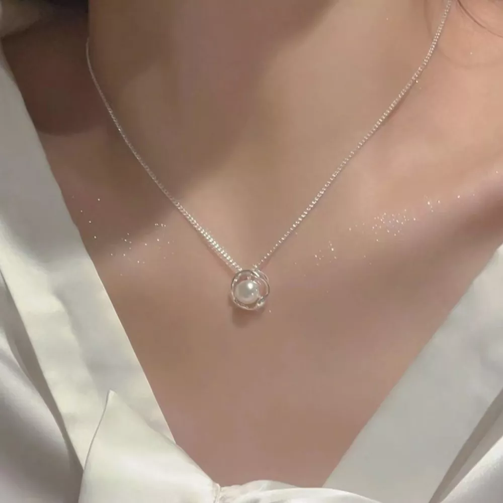 Pearl Pendant Necklace, image 3