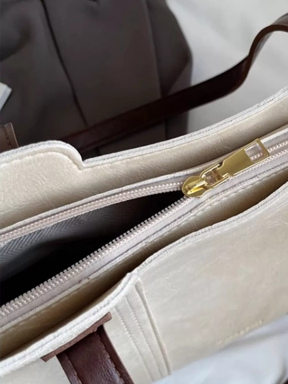 Contrast Strap Tote Bag, image 4