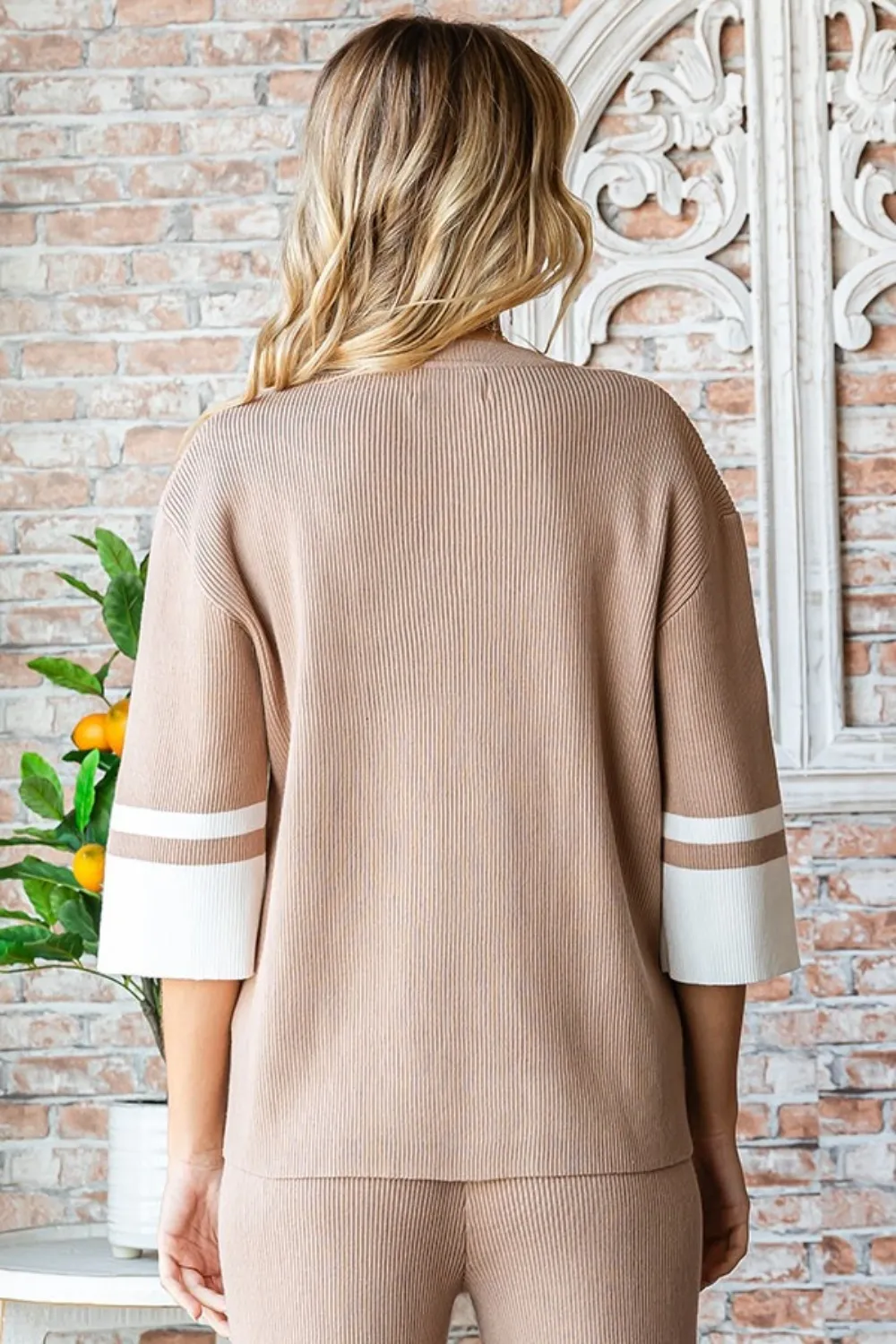 Contrast V Neck Ribbed Knit Top, image 2