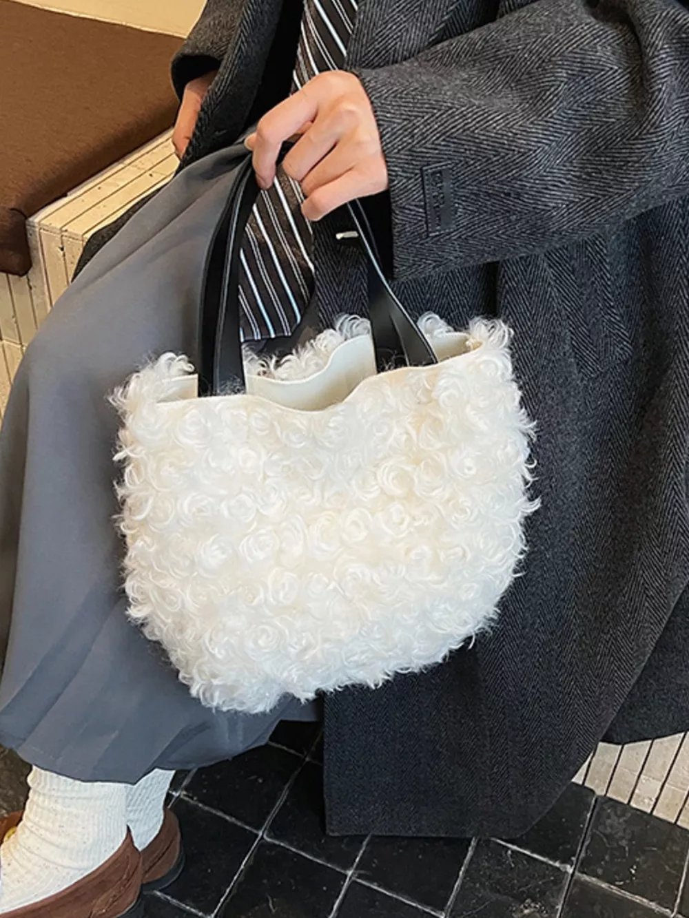 Lightweight Fluffy Handbag, image 11