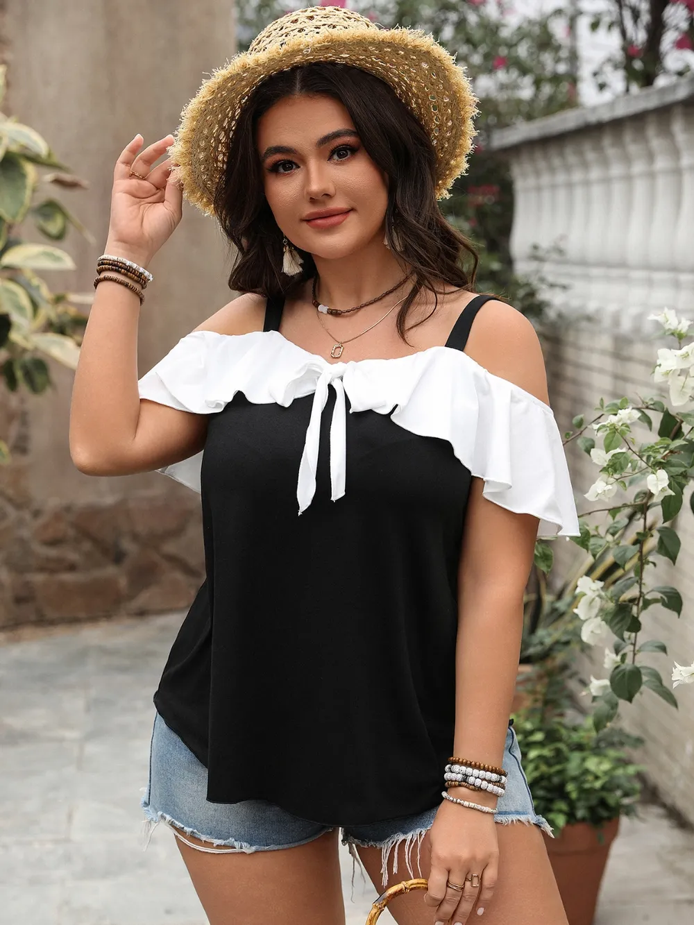 Plus Size Ruffled Contrast Short Sleeve Blouse, image 2