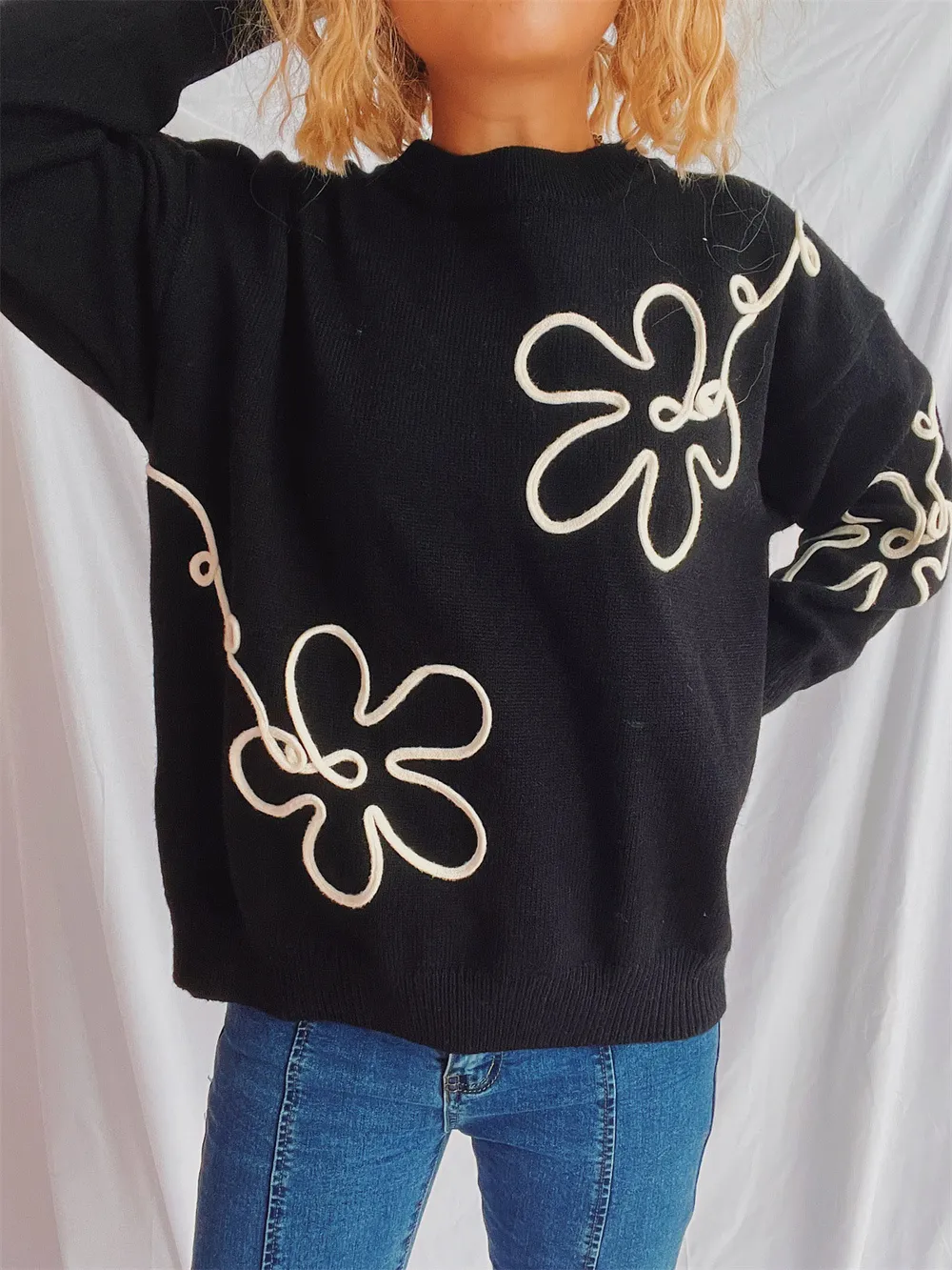 Flower Round Neck Long Sleeve Sweater, image 4