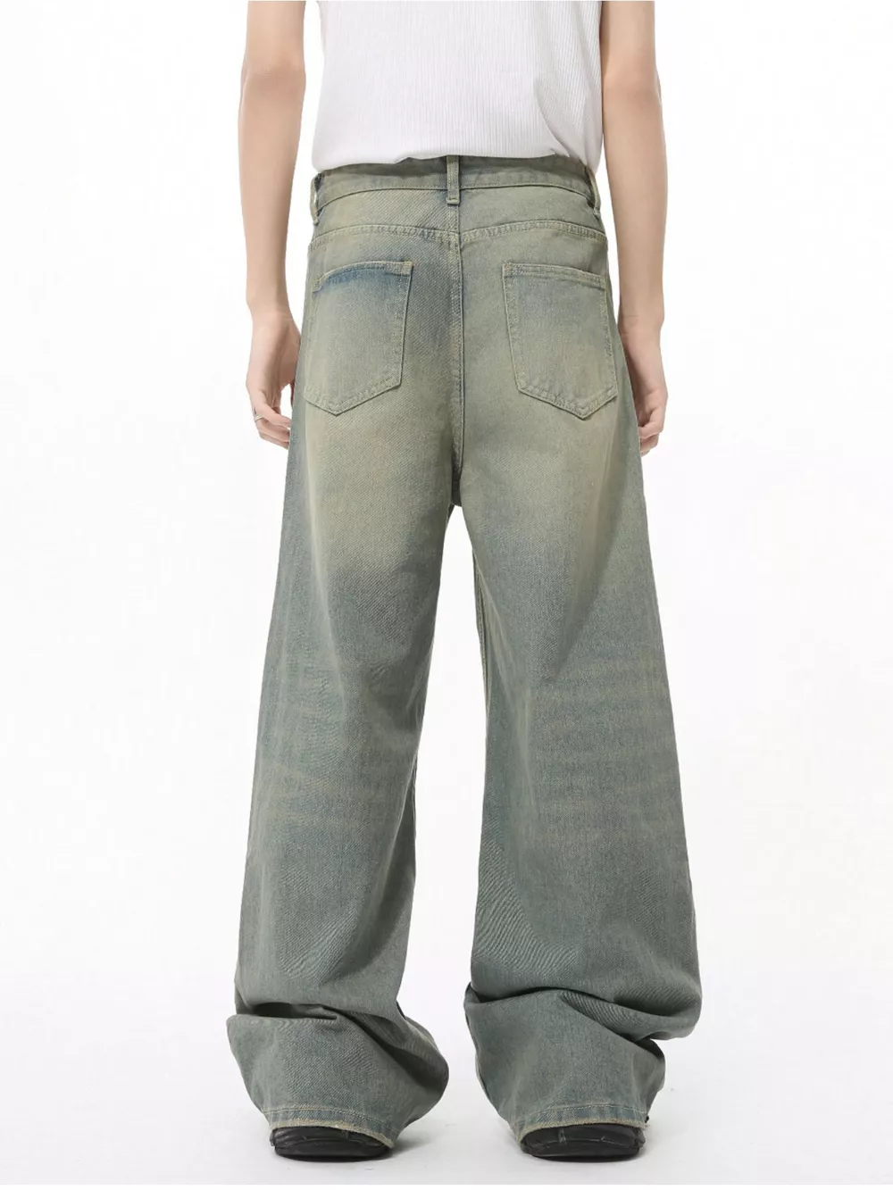 Men's Vintage Wash Wide Leg Jeans, image 3