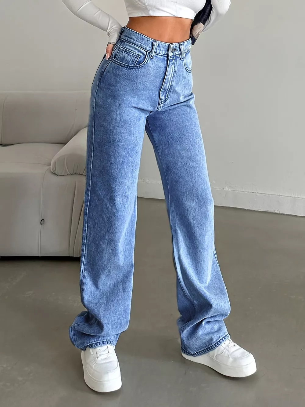 High-Waisted Wide Leg Jeans, image 2
