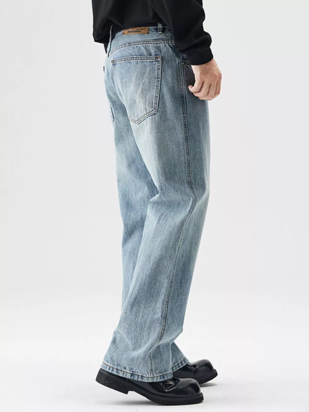 Men's Wash Relaxed Fit Jeans, image 4