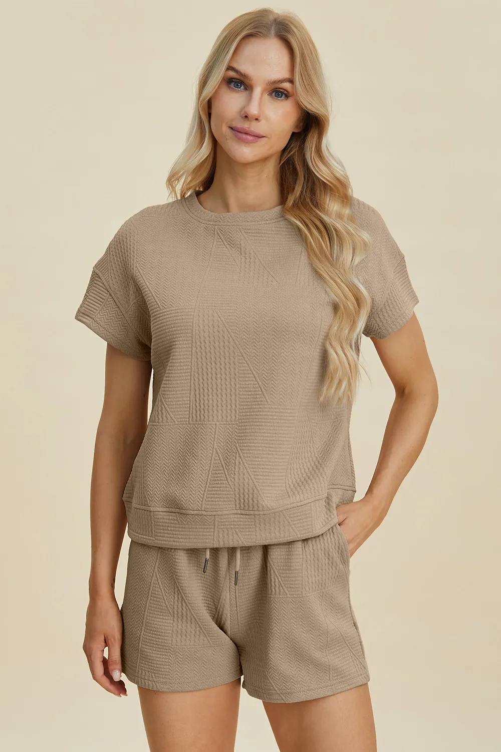 Full Size Texture Short Sleeve Top and Shorts Set, image 2