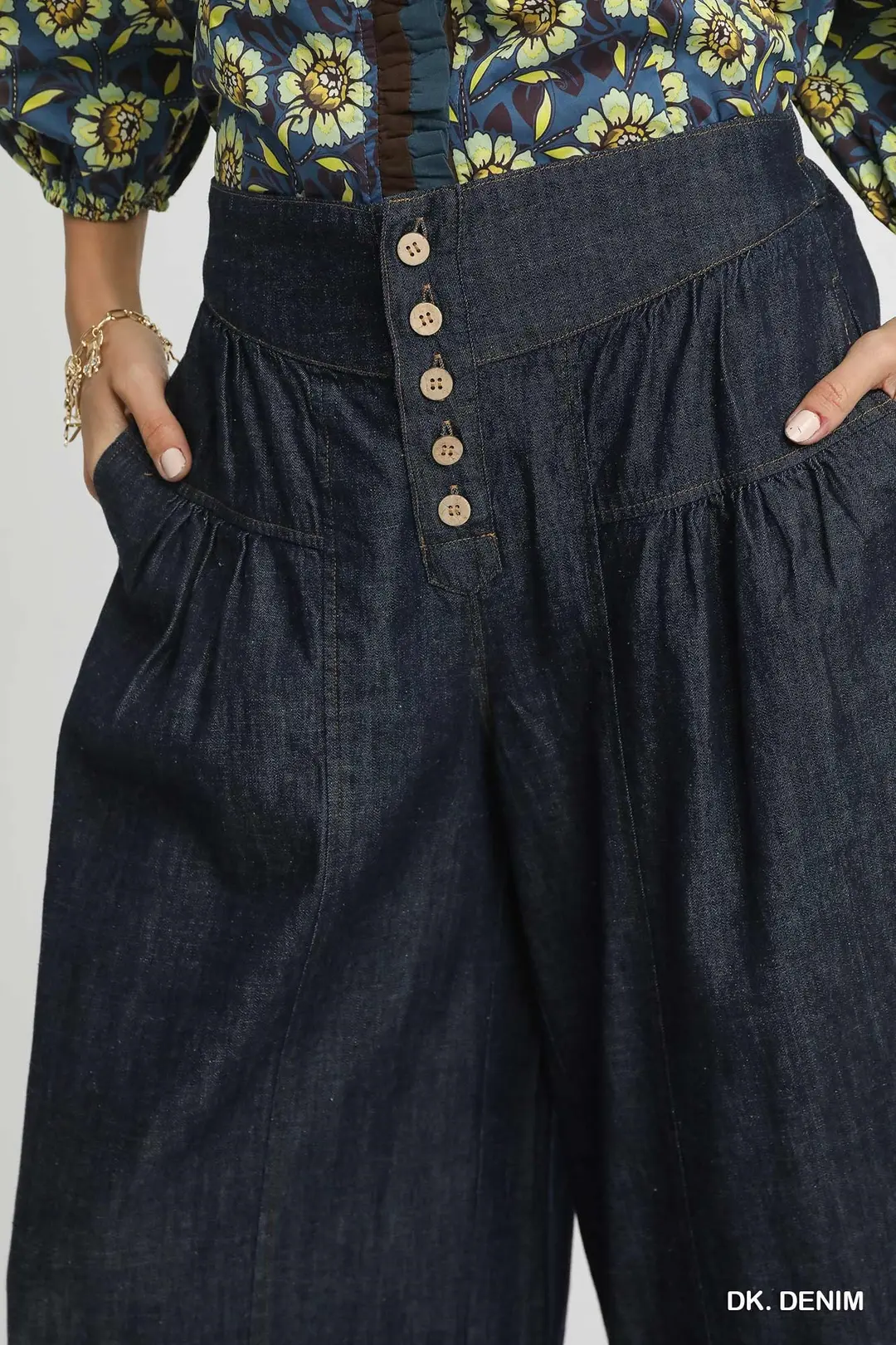 Stone Washed Wide-Leg Button-Front Culottes, image 4