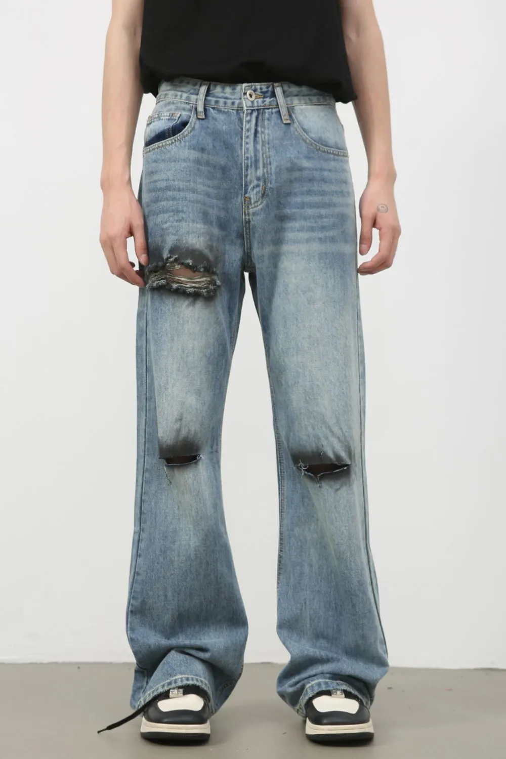 Men's Distressed Loose Fit Jeans, image 2