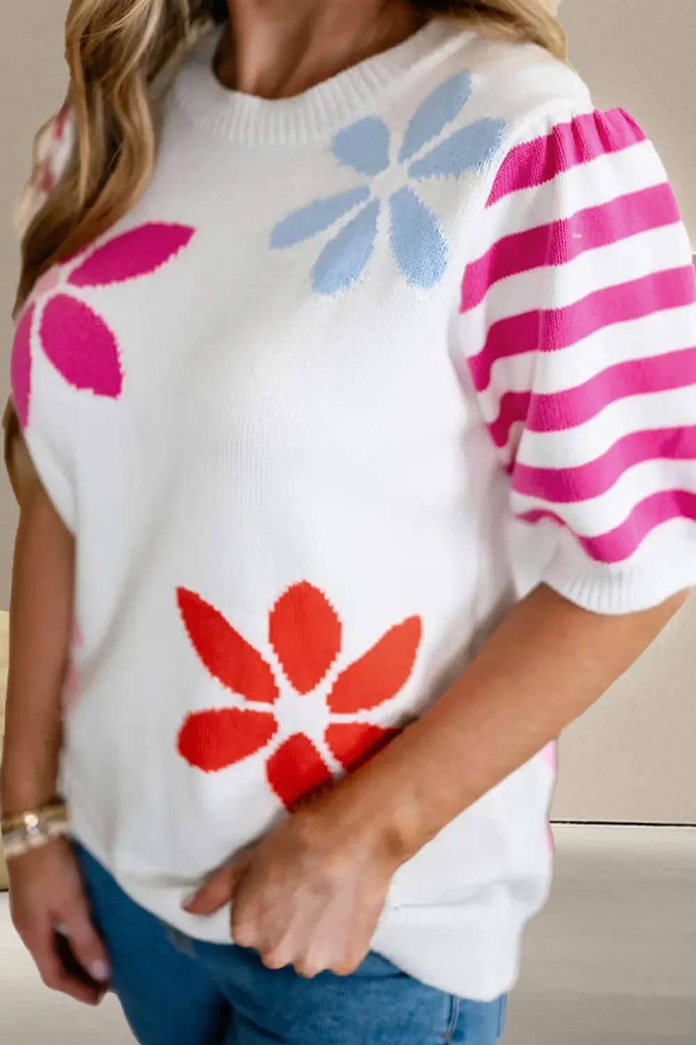 Flower Pattern Round Neck Half Sleeve Knit Top, image 2