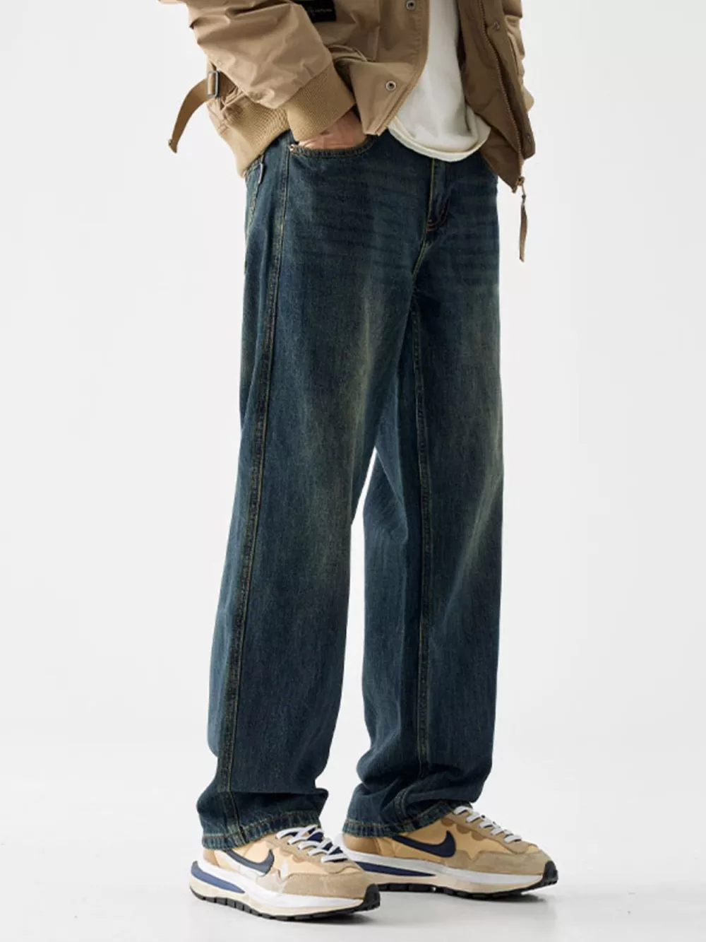 Men's Vintage Wash Loose Fit Jeans, image 2