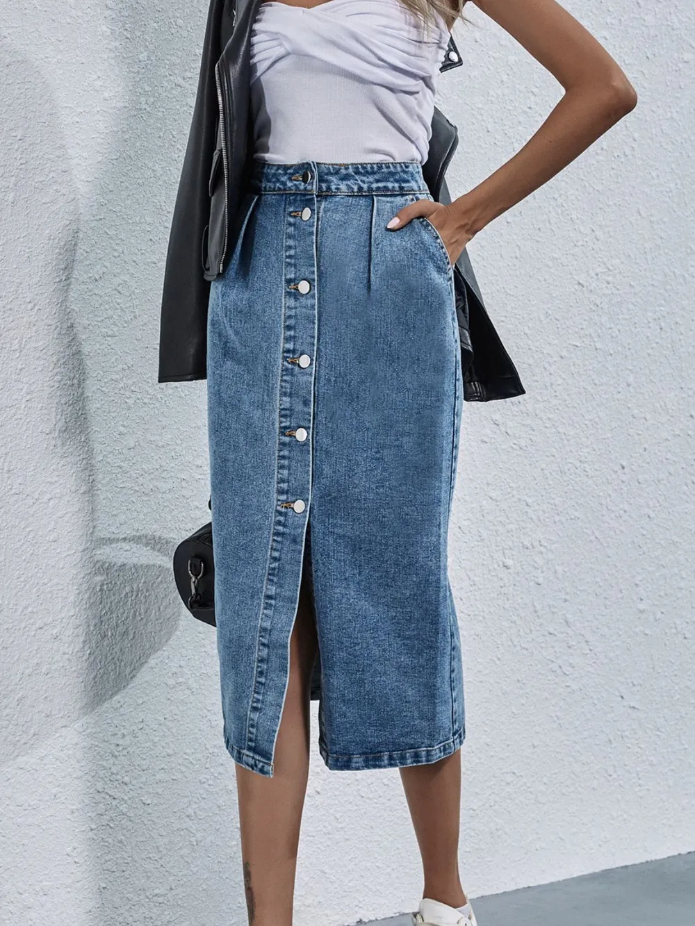 Buttoned Denim Skirt with Pockets, image 5
