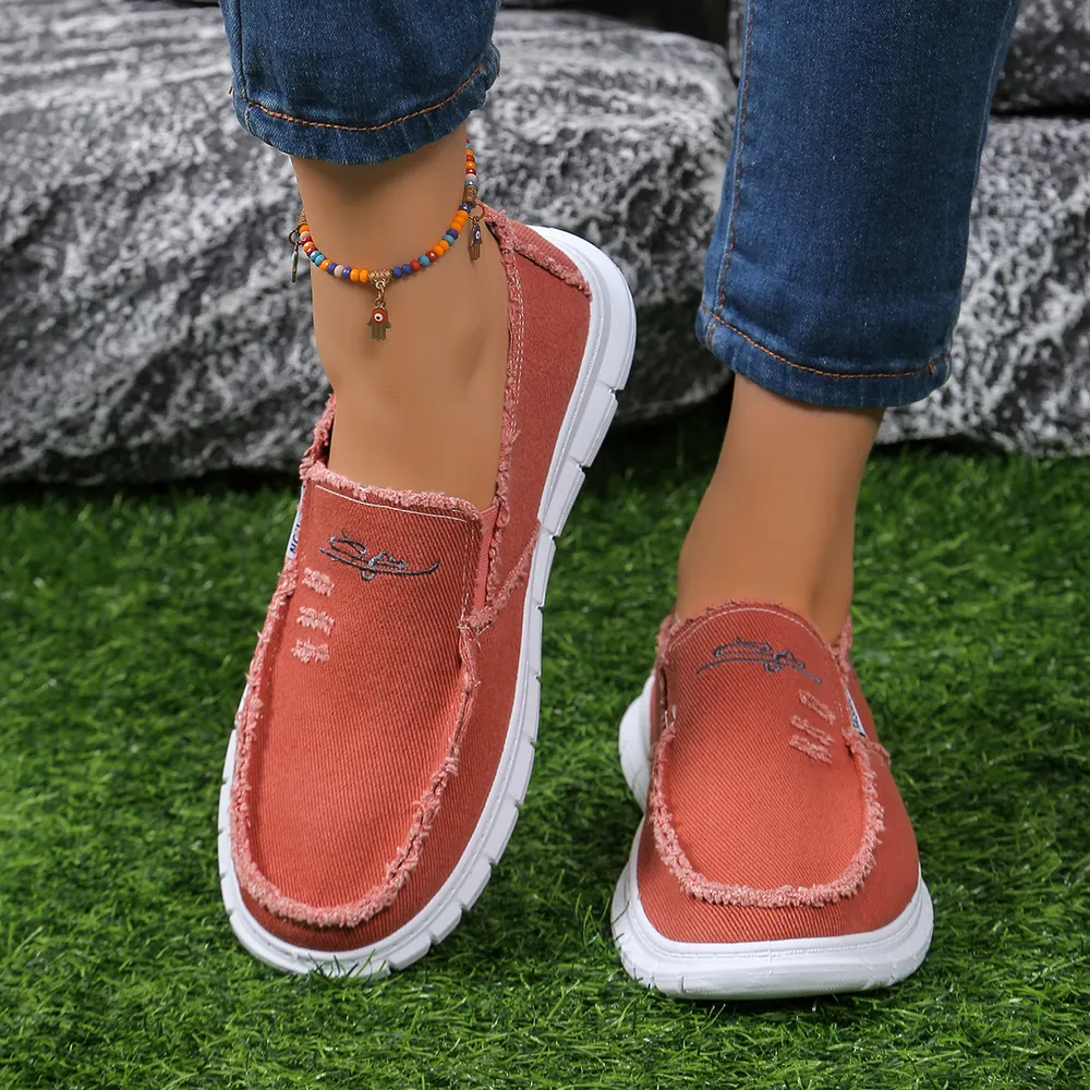 Raw Edge Round Toe Embroidery Flat Slip-Ons, image 3