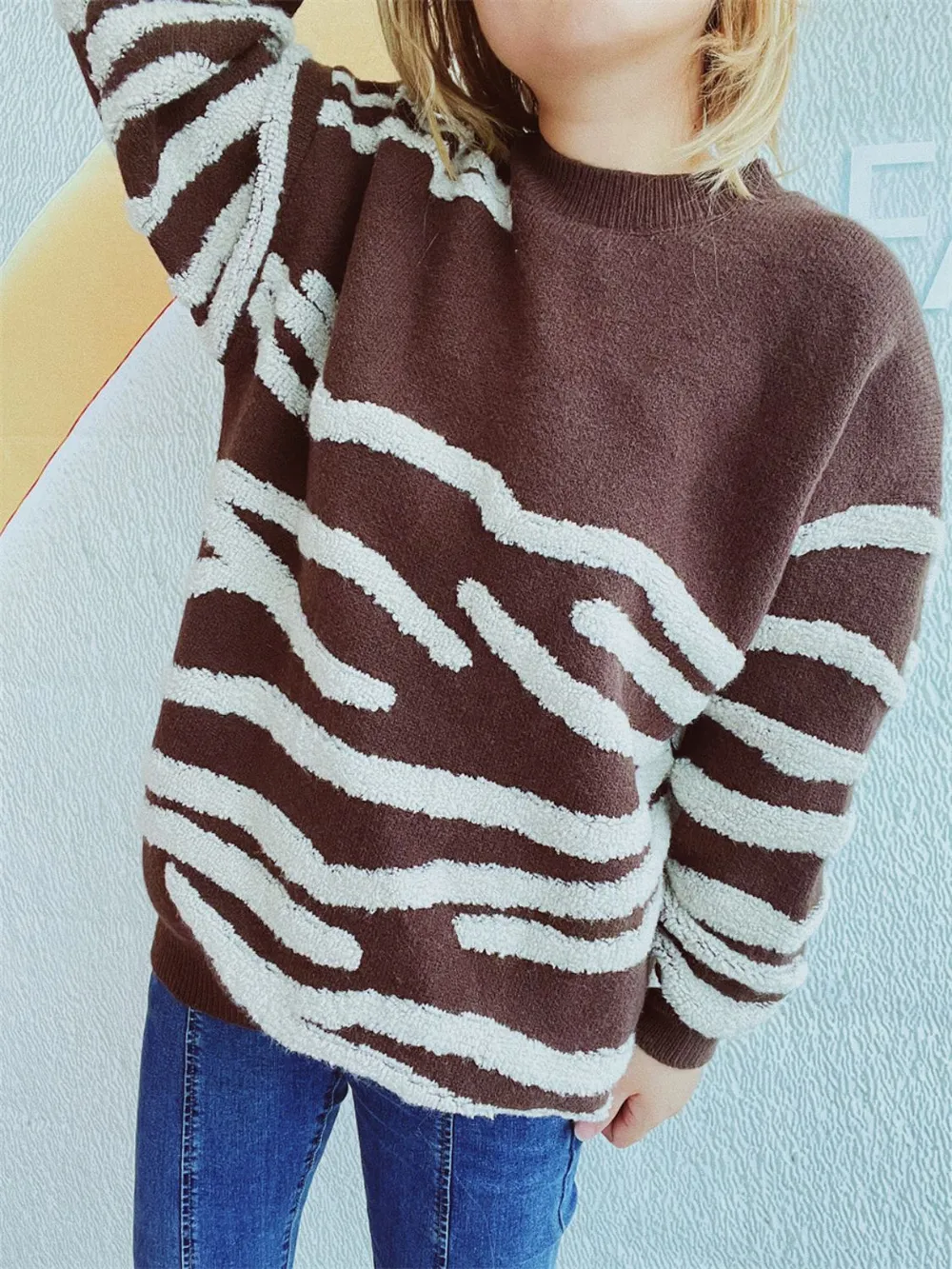 Contrast Round Neck Long Sleeve Sweater, image 8