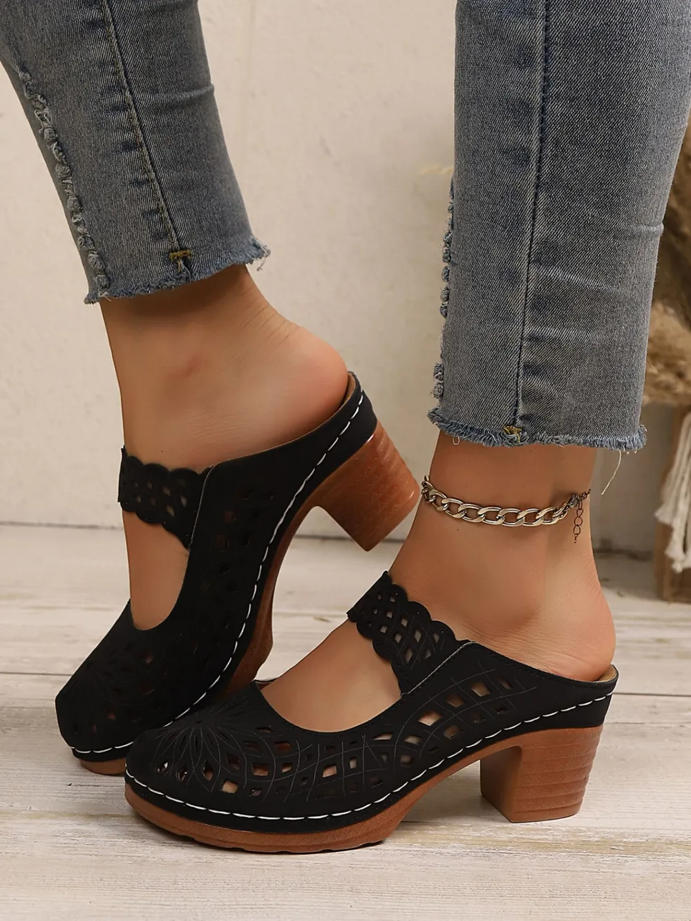 Cutout Block Heel Sandals, image 3