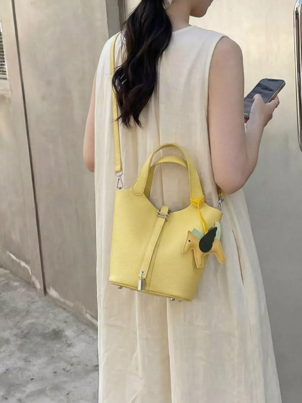 Adjustable Strap Bucket Bag, image 3