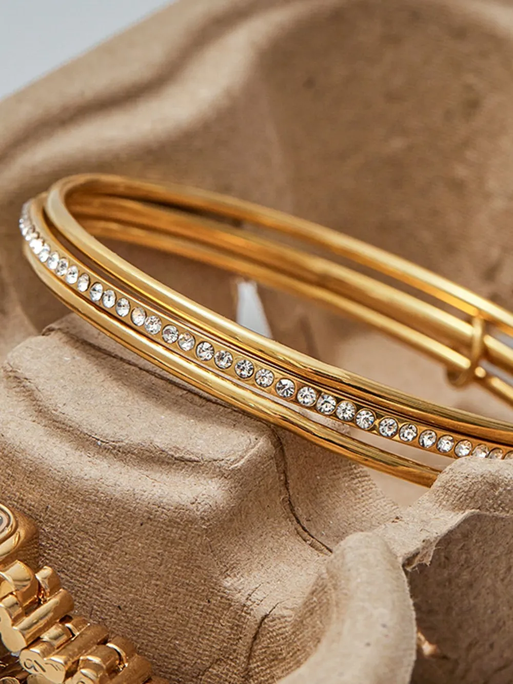 18K Gold-Plated Crossover Inlaid Zircon Bracelet, image 3