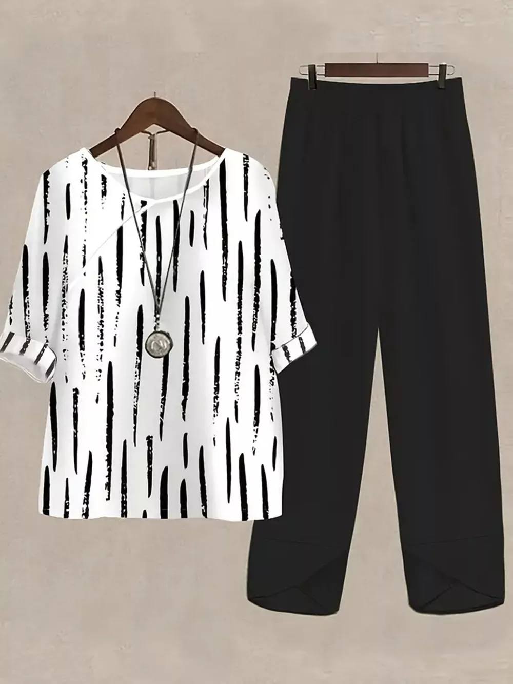 Printed Half Sleeve Top and Pants Set, image 4