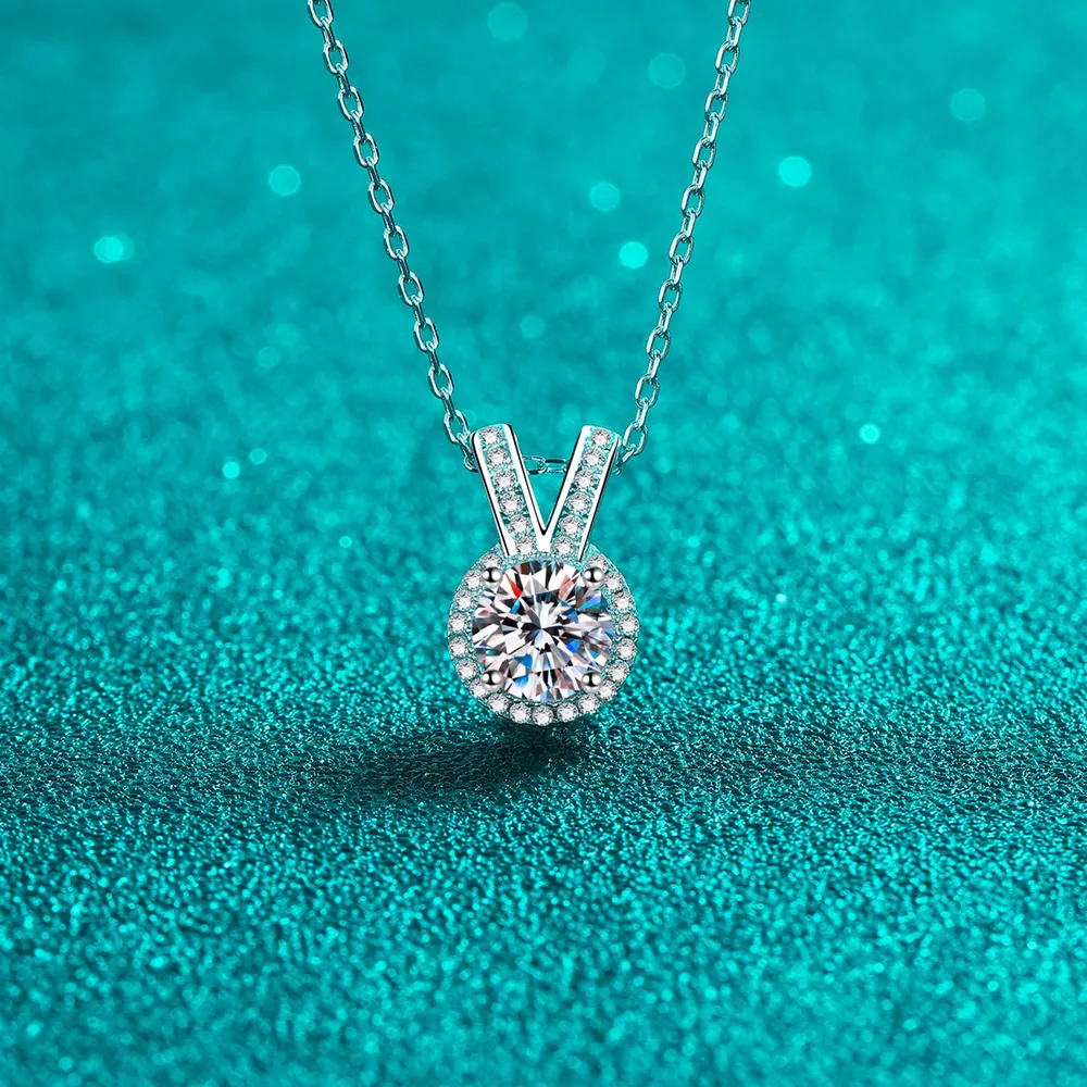 1 Carat Moissanite Rabbit Ears Shape Pendant Necklace, image 3