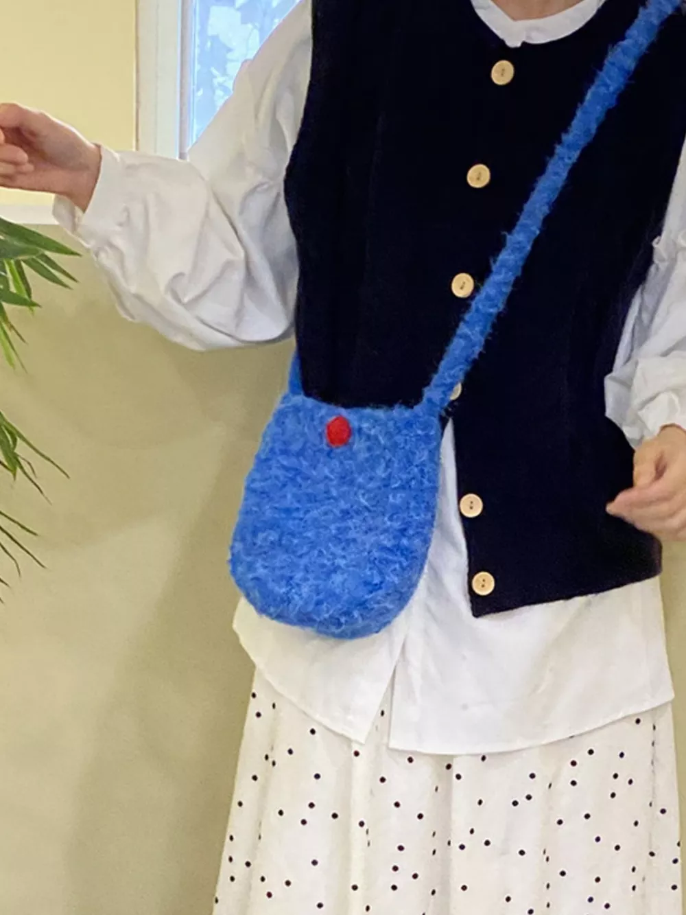 Lightweight Fluffy Crossbody Bag, image 6