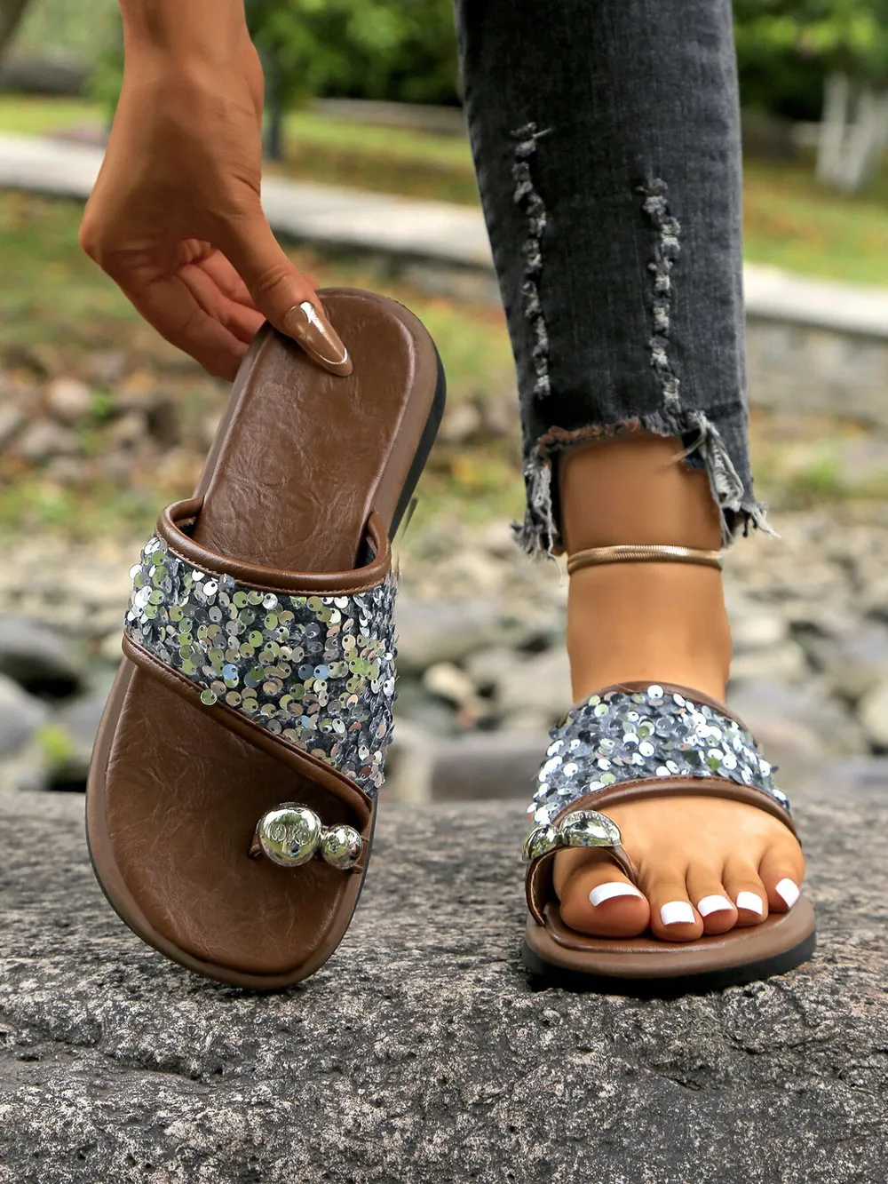 Sequin Toe Loop Flats Sandals, image 5