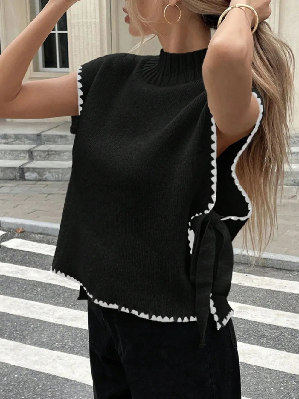 Ribbed Turtleneck Sweater Vest with Contrast Trim, image 11