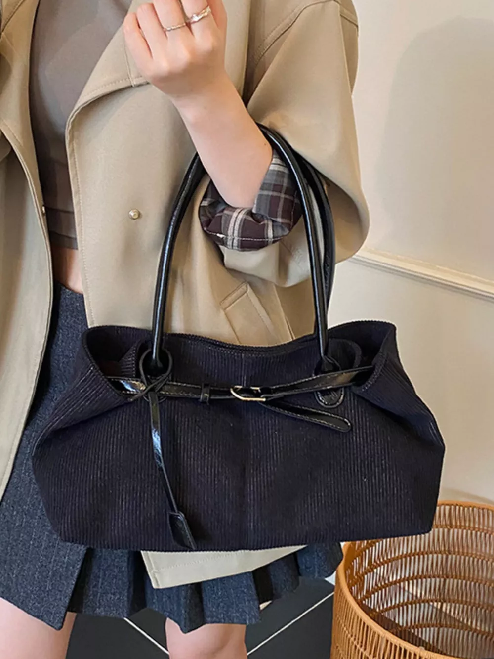 Buckle Decor Shoulder Bag, image 4
