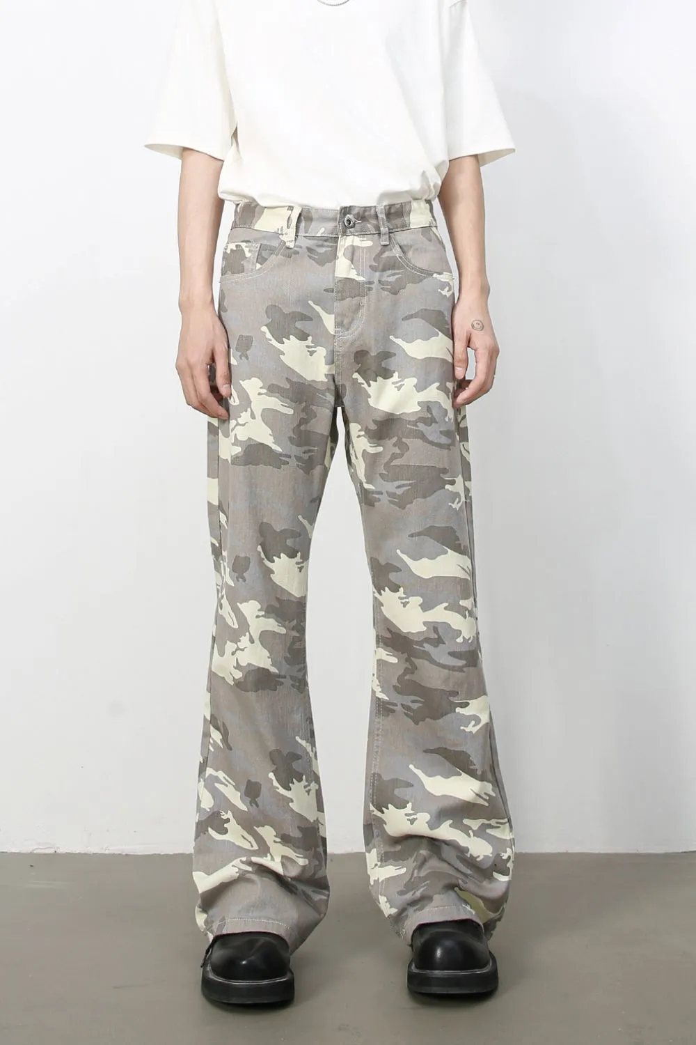 Men's Camouflage Jeans with Pockets