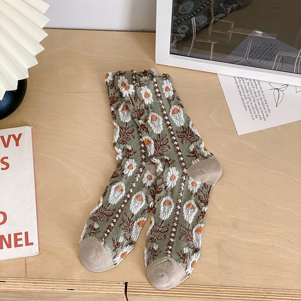 Vintage Jacquard Crew Socks, image 9