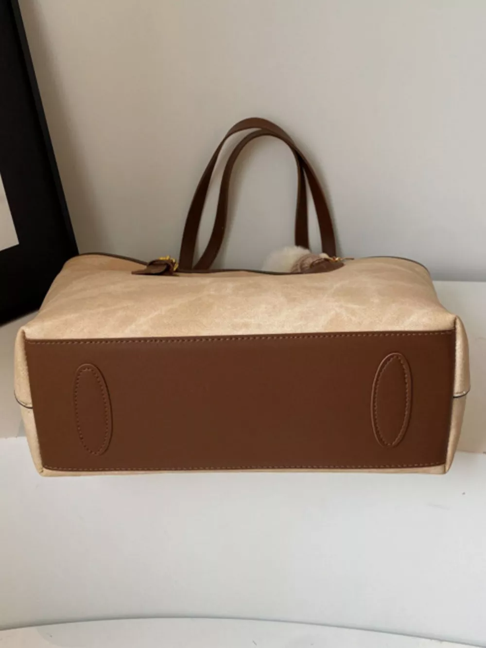 Shoulder Bag with Plush Charm, image 6